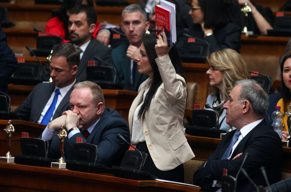 Đilas i Marinika kradu čak i lajkove na društvenim mrežama