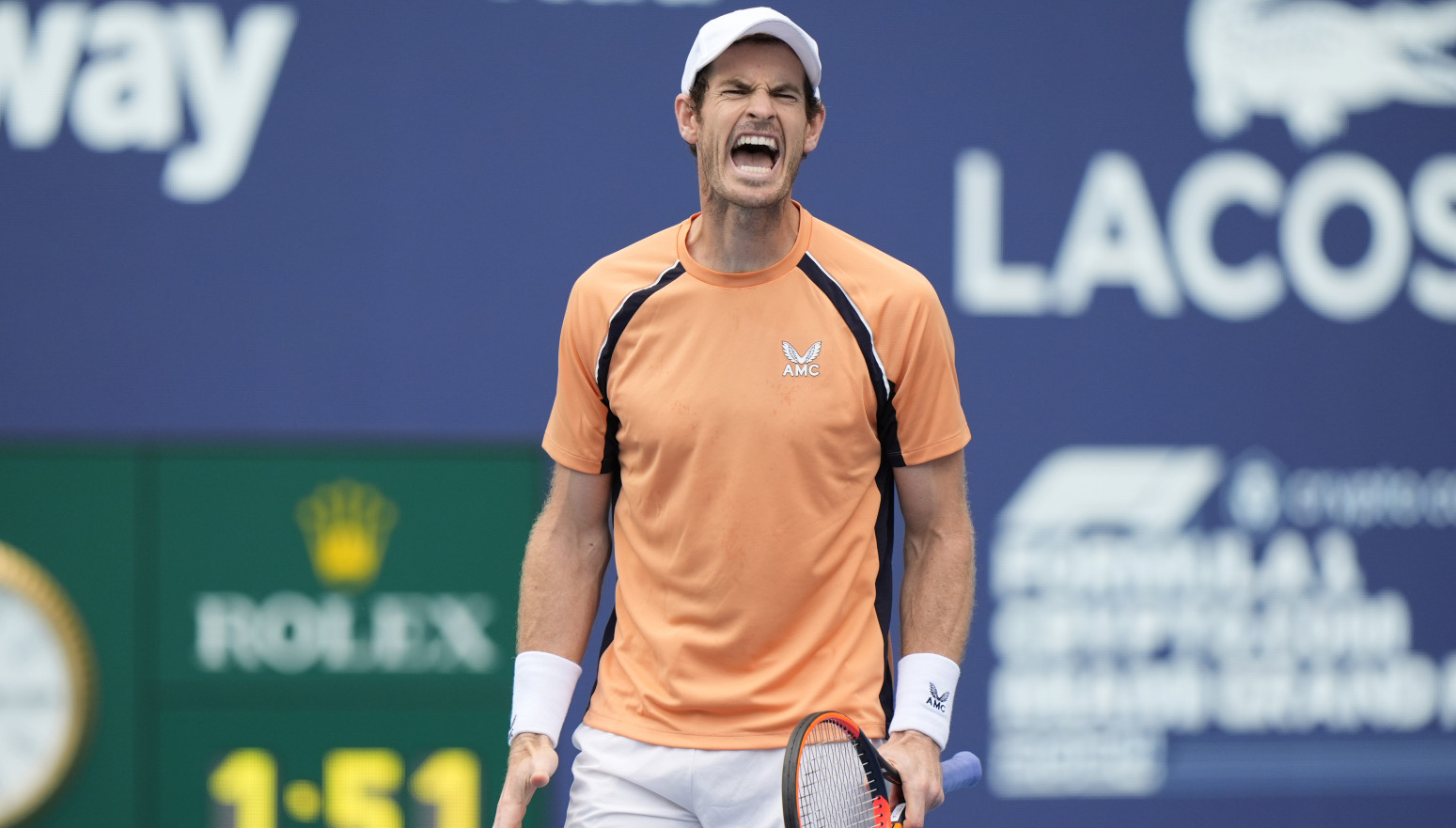 Mari objasnio neobično ponašanje: Nisam robot