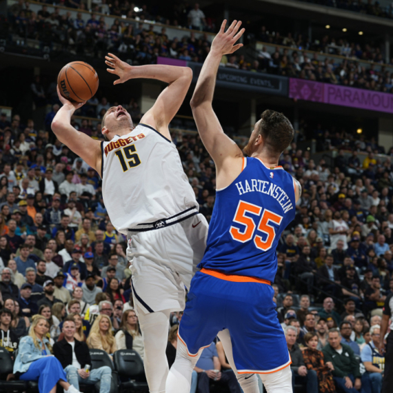 Monstruozan tripl-dabl Jokića VIDEO