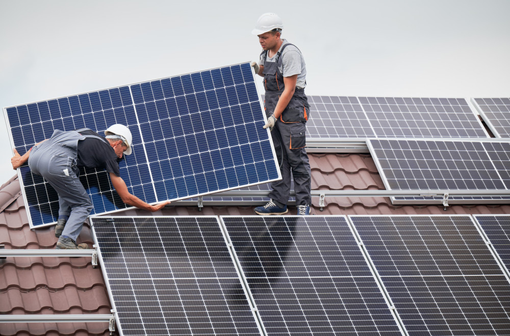 Postavljaju se solarni paneli na krovu subotičkog studentskog doma i restorana