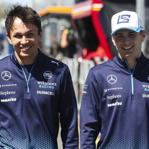 Serdžent u problemu zbog Albonove greške