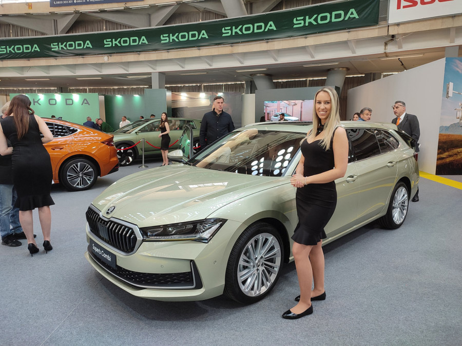 Skok prodaje novih vozila u Srbiji za 20%, kupci pazarili i 2 Ferrarija i 2 Lamborghinija