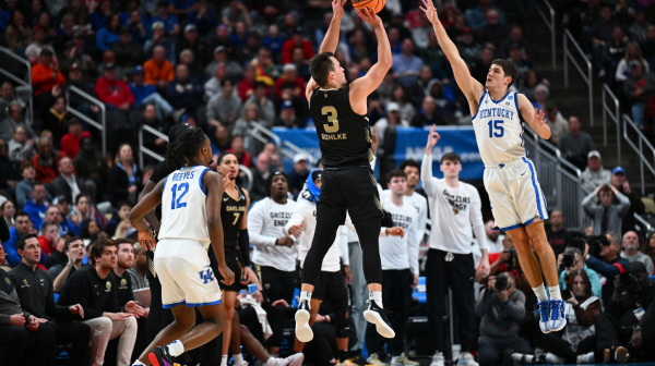 "Ludnica" na startu "Martovskog ludila" – nema kvalitet za NBA, a sa 10 trojki izbacio favorita! VIDEO