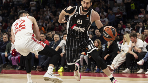 Mediji sele Šengeliju u Zvezdu