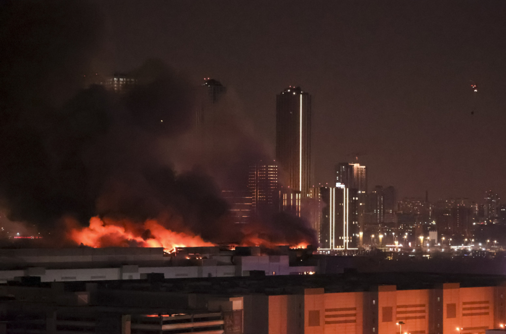 Odjekuju pucnji i rafali: Snimljen trenutak horora u Moskvi VIDEO