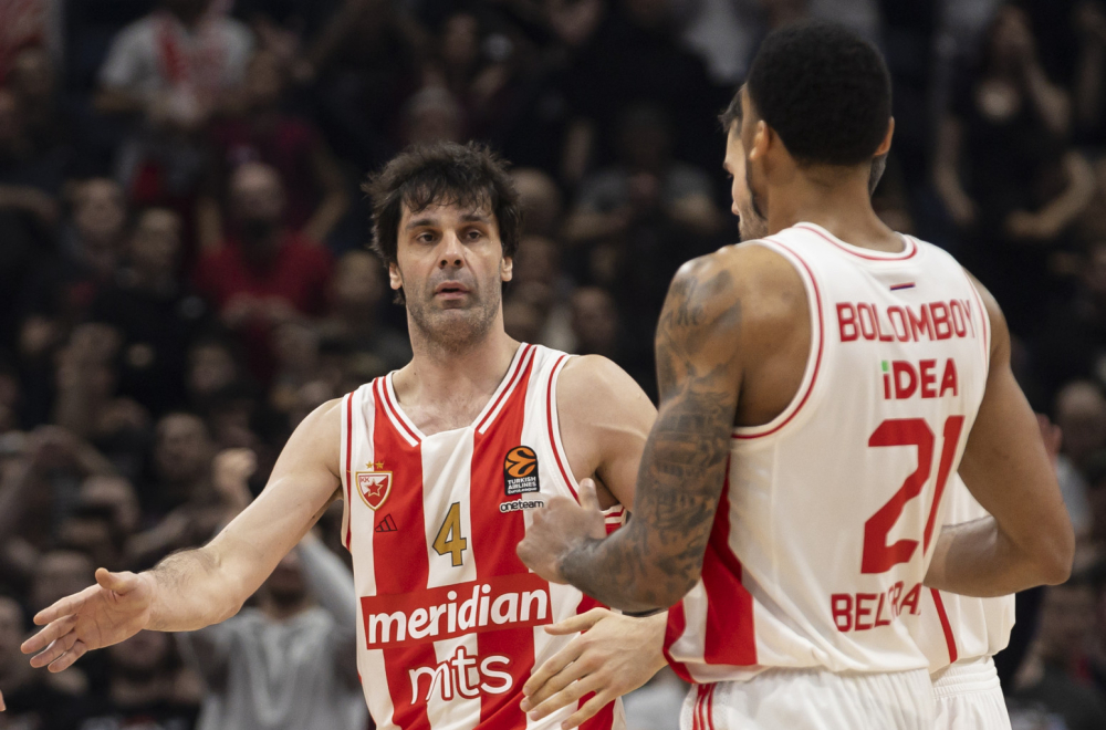 Arena se poklonila Teu; Nedović: Lep osećaj; I Mitrović klicao