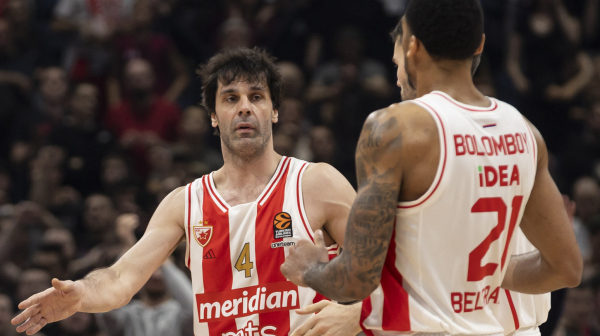 Arena se poklonila Teu; Nedović: Lep osećaj; I Mitrović klicao