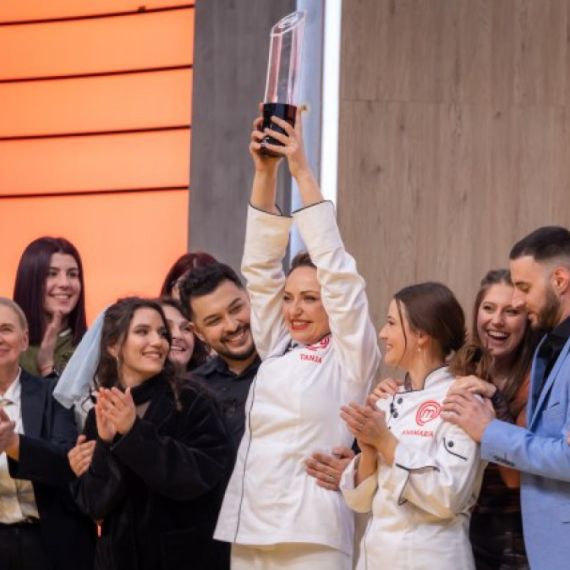 Ona je pobednica prvog srpskog "MasterChefa": Pogledajte kako je takmičarka reagovala i šta je prvo uradila