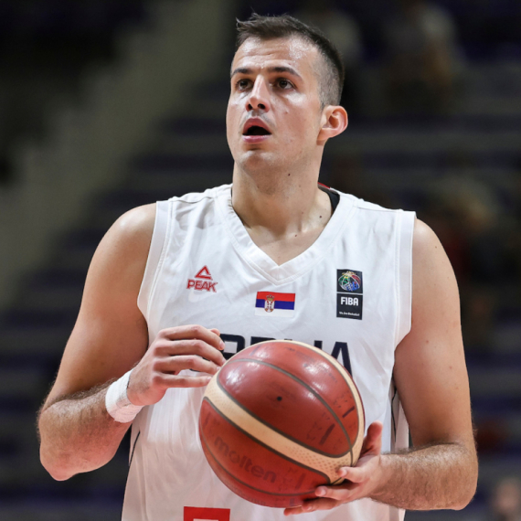 Nemanja Bjelica kod Dejana Radonjića!