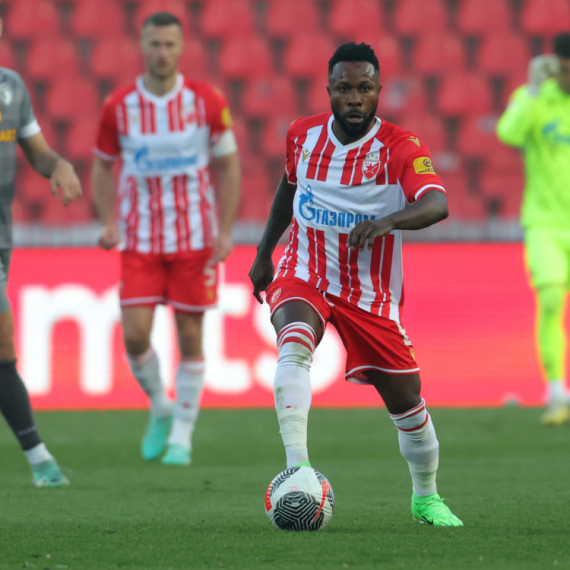 Zvezda neočekivano jača za vezistu