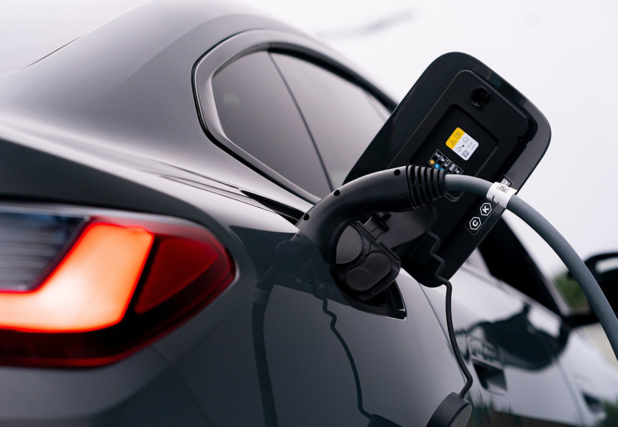 Siromašni na udaru zelene tranzicije? Ugljenični otisak najbogatijih potcenjen