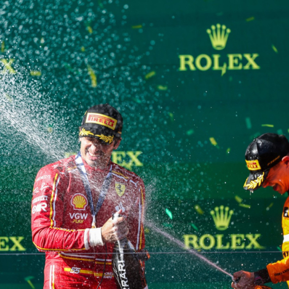 Sajns posle pobede u Melburnu: Izvadite slepo crevo