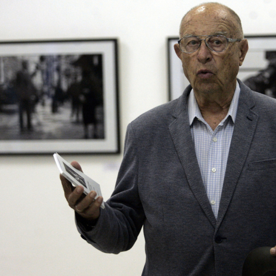 Preminuo poznati srpski fotograf Tomislav Peternek