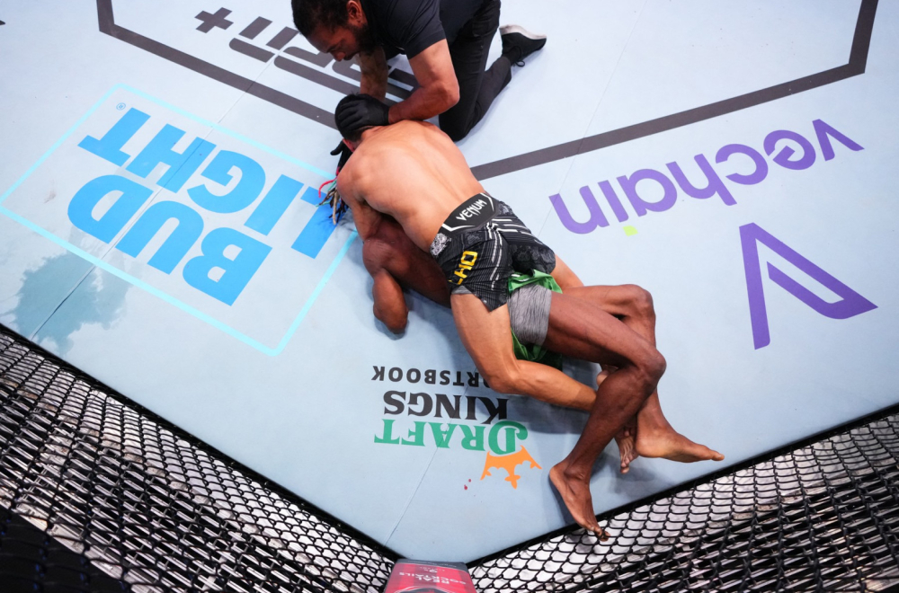 UFC debitant ujeo sunarodnika – momentalno izbačen iz takmičenja