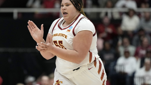 Drugi najveći preokret u NCAA režirala šampionka u bacanju kugle – o njoj priča Amerika