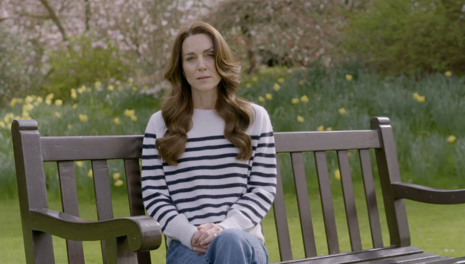 Otkriven tajni simbol na snimku Kejt Midlton VIDEO