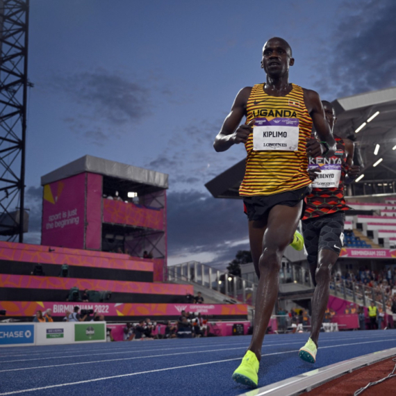 Svetski rekorder u polumaratonu cilja vrh u Beogradu