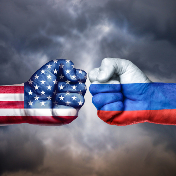 Američki senator: Ukrajina mora da pobedi, to je ključno za SAD
