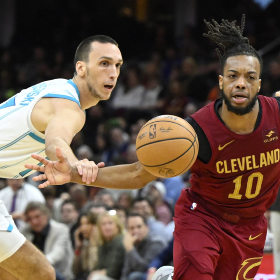 Meč sezone Pokuševskog, Micić skroman – Hjuston niže pobede bez Bobija