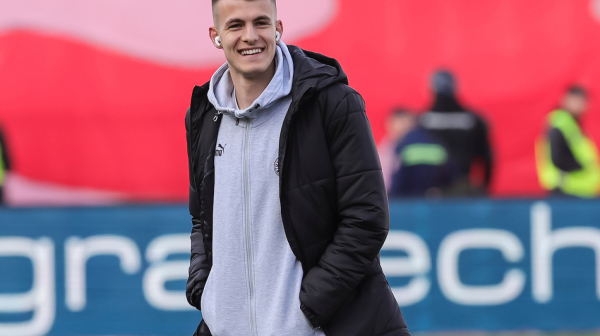 Baždar posle debija u desu Srbije: Neverovatno, do juče sam ih gledao na televiziji VIDEO