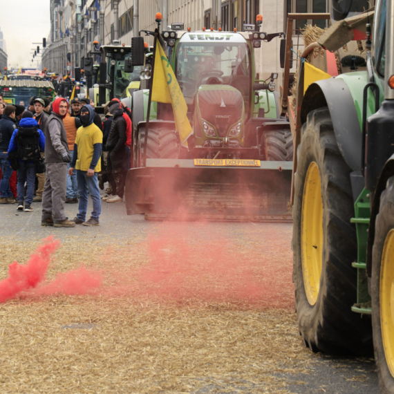 Totalna blokada Brisela: Sve je stalo FOTO