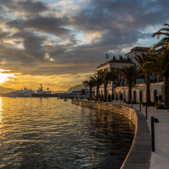 Do 25.000 evra za kvadrat: Na Jadranu niče nova zgrada