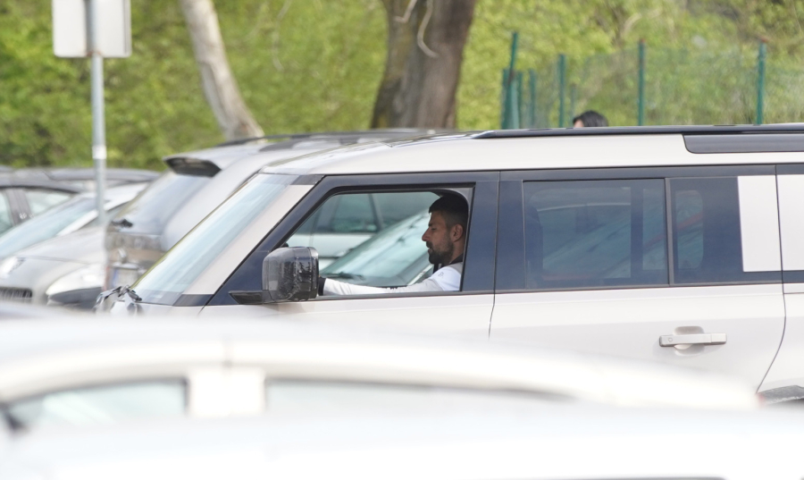 Nole provozao Beogradom moćni terenac FOTO