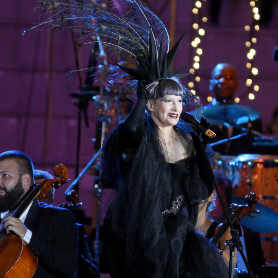 Najveći hitovi Slađane Milošević: Jedna pesma bila je zabranjena VIDEO