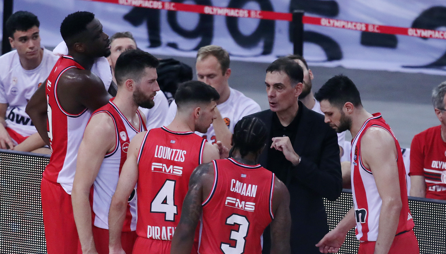 Olimpijakos u problemu pred Partizan