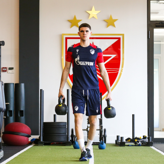 Piksi, evo gde je Nedeljković FOTO