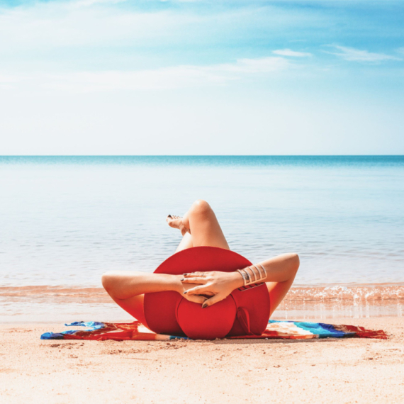 Smeštaja sve manje: Da li je bolje putovati sam ili preko agencije? VIDEO/ANKETA