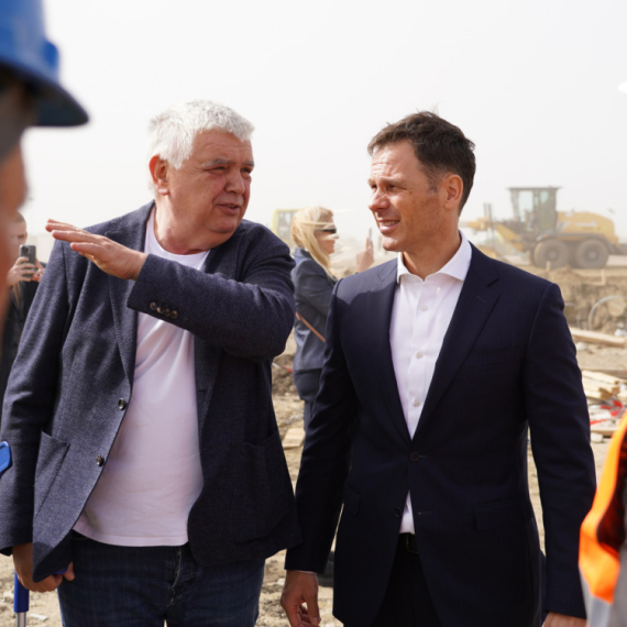 Mali na gradilištu Ekspa: Za par dana ovde ćete videti... FOTO/VIDEO