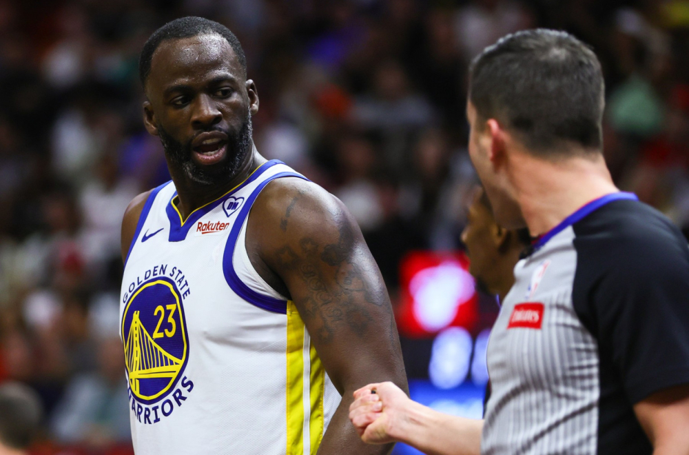 Drejmond Grin nikako da se smiri – "kragna" za Patija Milsa