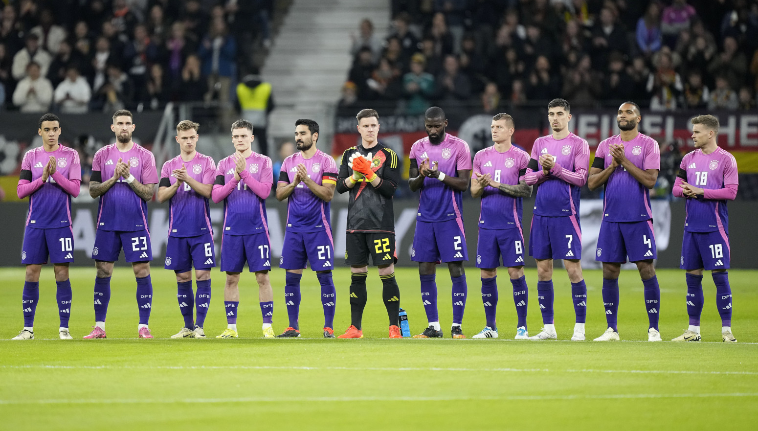 Ko ima najlepše dresove – svi pričaju o neobičnim Nemcima ANKETA