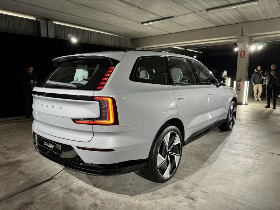 Prva vožnja: Volvo EX30 – malo telo za velike promene