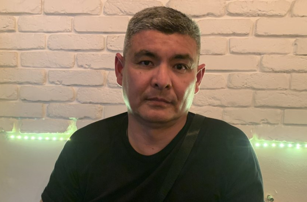 Pravoslavni Kazahstanac u Beogradu prvi azilant sa srpskim izbegličkim pasošem