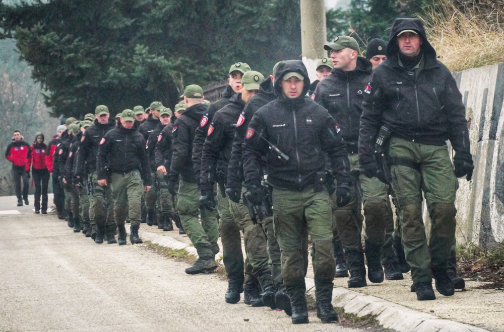 Potraga za devojčicom se nastavlja; Policija postavila šatore