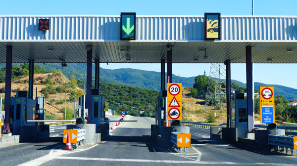 AI kamere i strože kazne u Grčkoj: Šta čeka vozače iz Srbije ovog leta