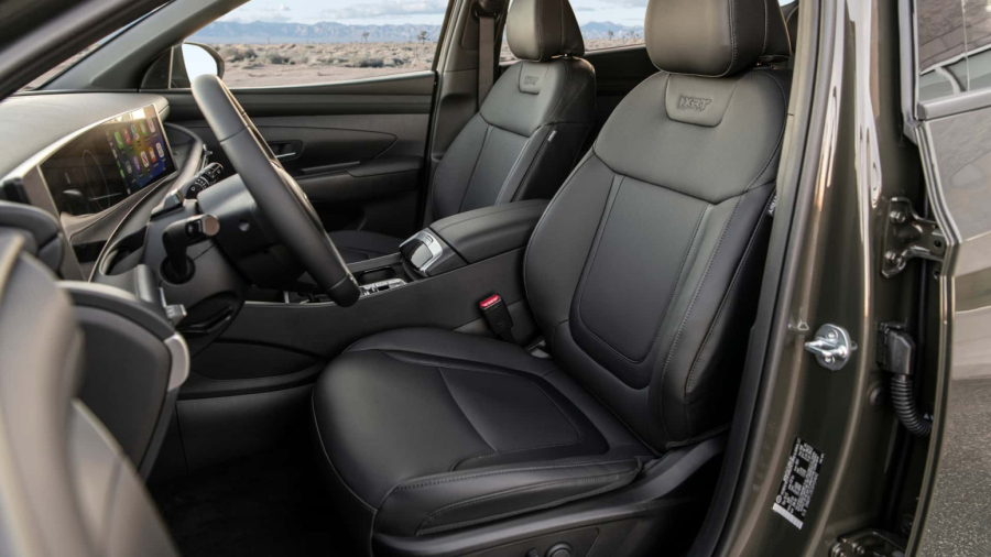 Unapređen popularni SUV, evo šta je sve novo FOTO