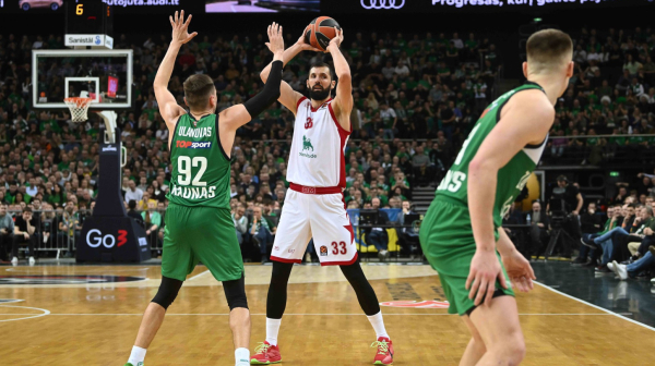Žalgiris pomogao Partizanu pobedom nad Olimpijom, 19 poena Mirotića