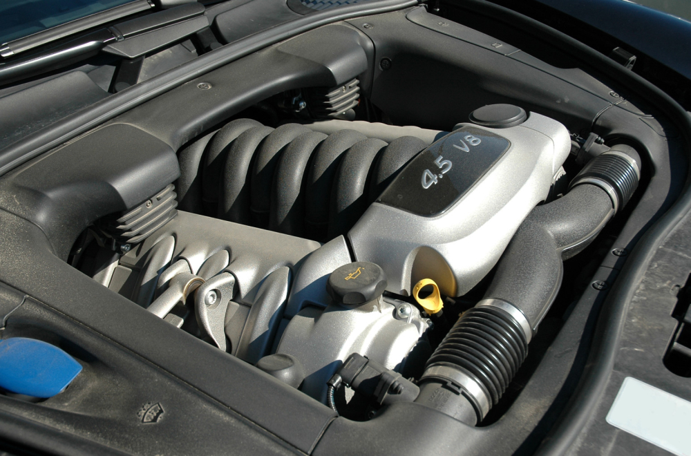 Rano je za penziju: Porsche ne odustaje od V8 motora!