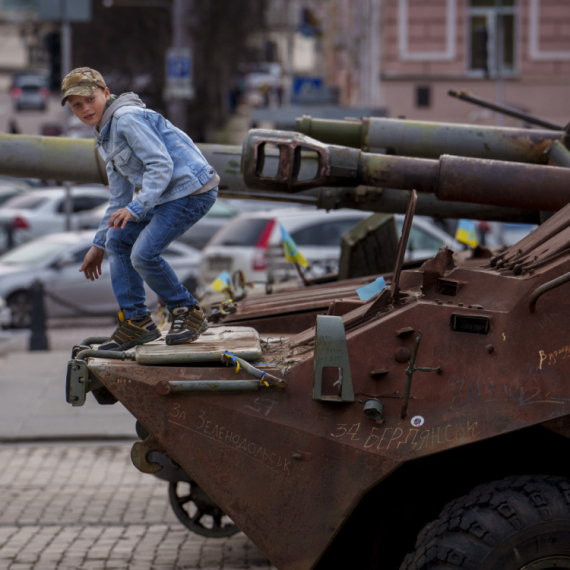 "Shvatite, mi smo u predratnom stanju; Sve se rešava za..."