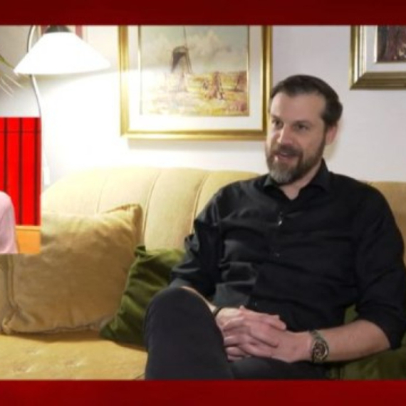 Mlađi brat priznao kako je Ivana pre 10 godina eksperimentisala na njemu