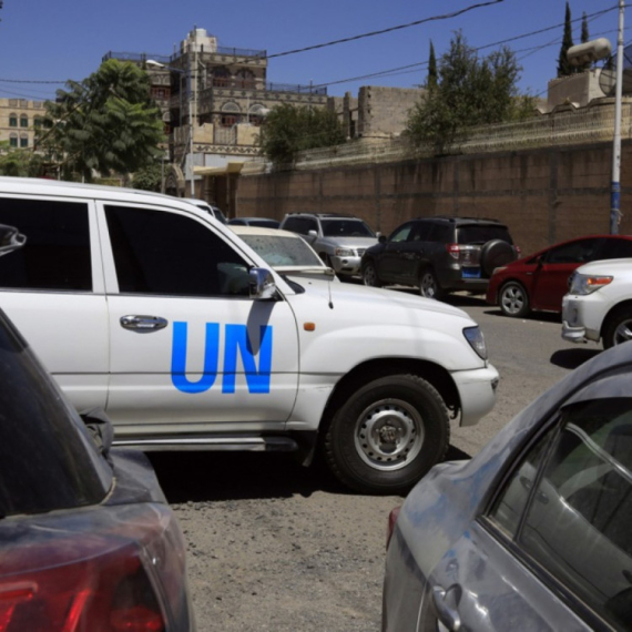 Pogođeno vozilo UN: Ima ranjenih