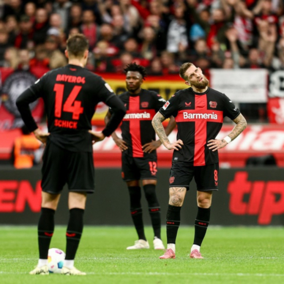 Bajer se "izvukao" sa dva gola u završnici – Leverkuzen čuva prvo mesto