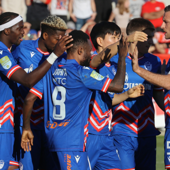 Burno u Ivanjici: Zvezda sporo krenula, ali lako trijumfovala – brine povreda Hvanga