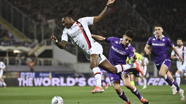 Milenković pao na zadnjicu posle majstorije Leaa – Milan slavio u Firenci