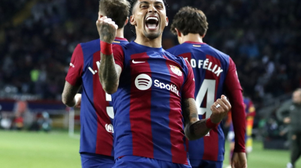 Barselona jedva do pobede sa igračem više