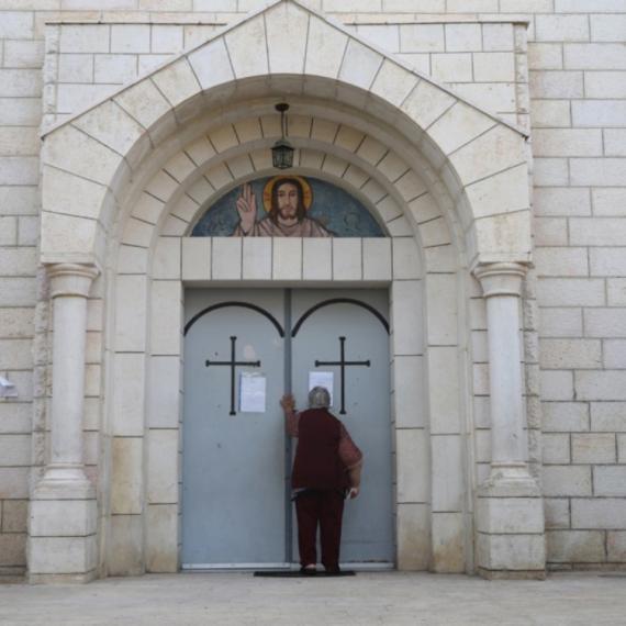 Inflacija pogodila i crkvu: Porasle cene misa, poznati novi iznosi