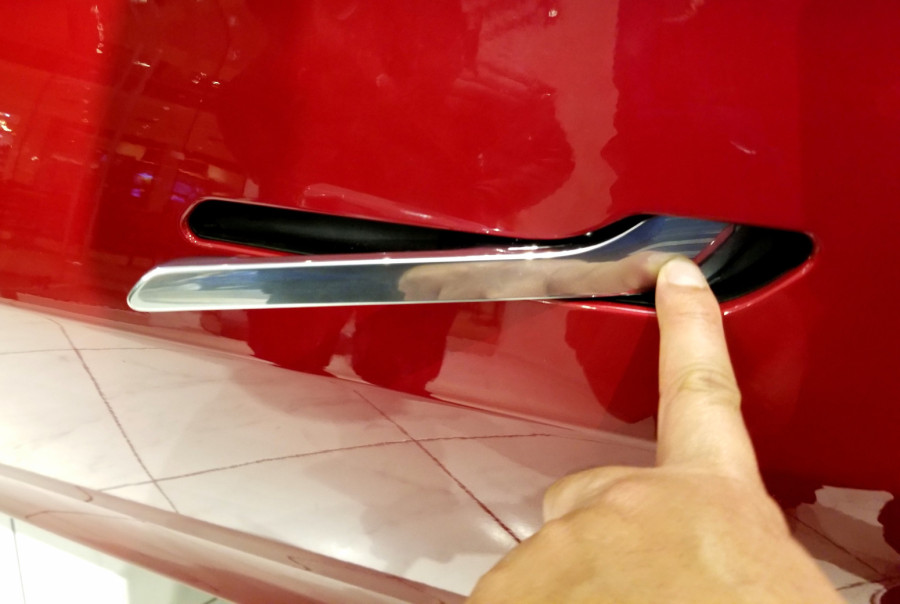 Zašto automobili sve češće imaju skrivene kvake – i zašto to nervira vozače